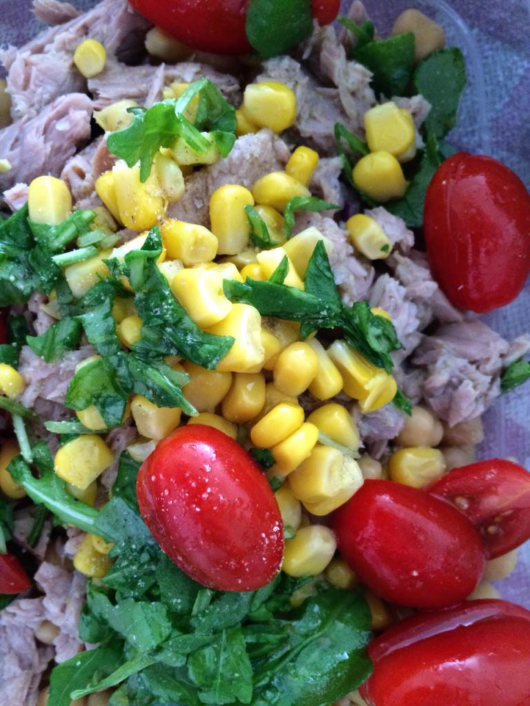 Chickpea Salad with tuna