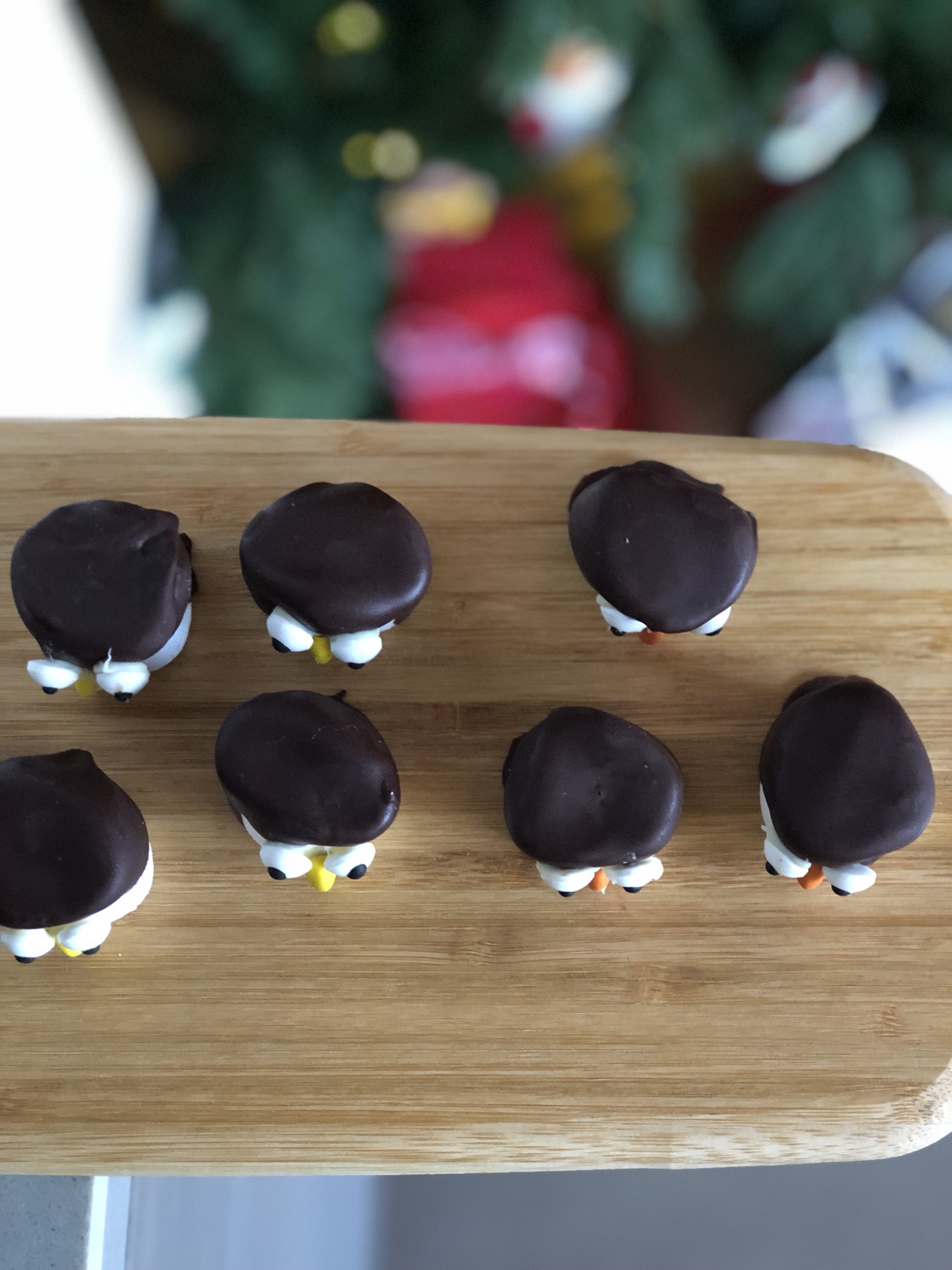 DIY marshmallow pinguins